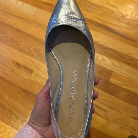 Perfect Holiday Shoe!
Stuart Weitzman Emilia Silver Women's Flats - Picture 10 of 12